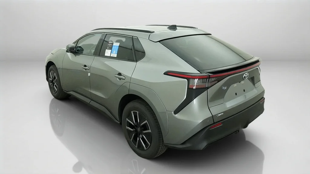 New 2027 Heavy Metal Toyota XLE image 22