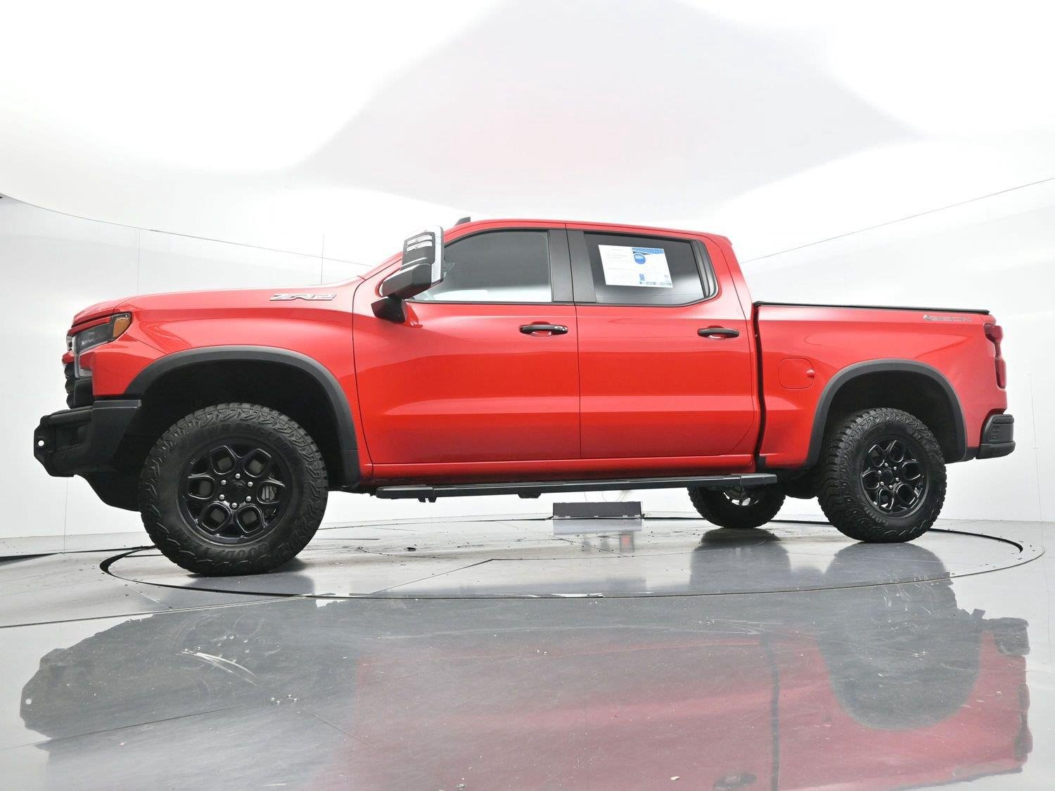 Used 2024 Red Hot Chevrolet ZR2 image 51
