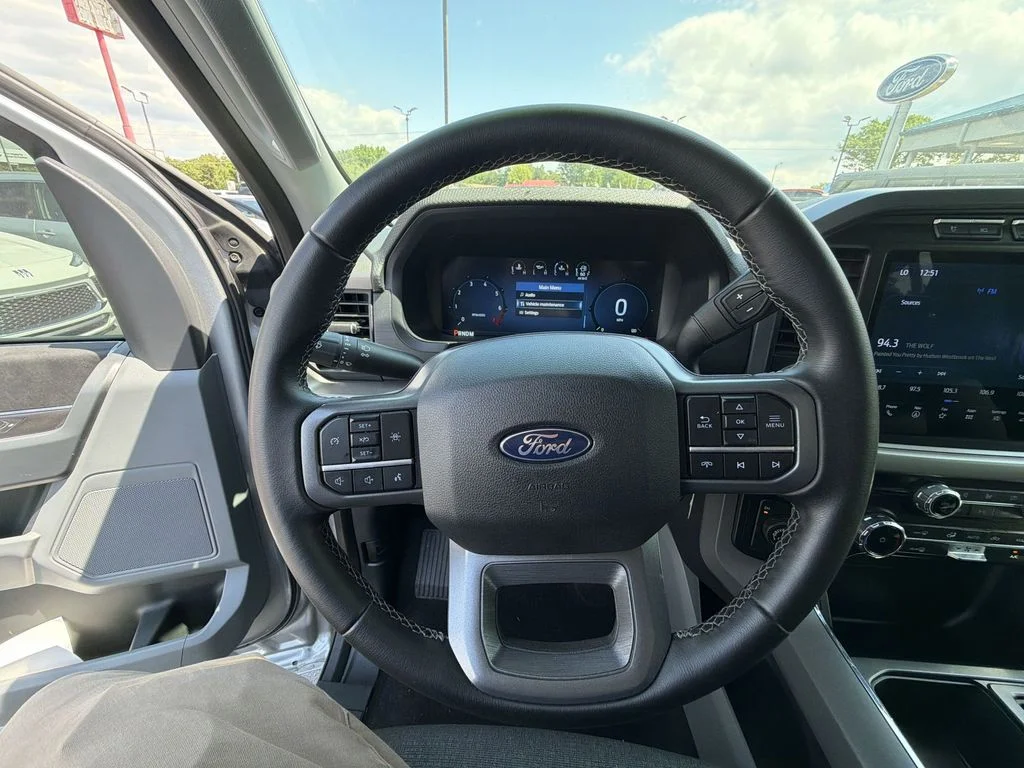 Used 2024 Silver Ford XLT image 20