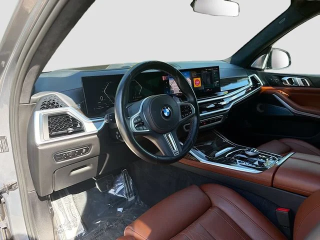 Used 2023 Gray Metallic BMW M60i image 28