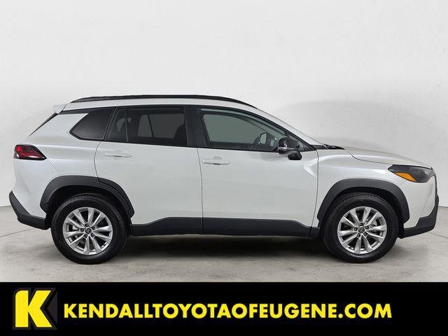 Certified Used 2026 PLATINUM WHITE PEARL MC. Toyota  image 6