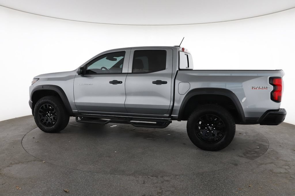 2025 Chevrolet Colorado Trail Boss - Photo 8