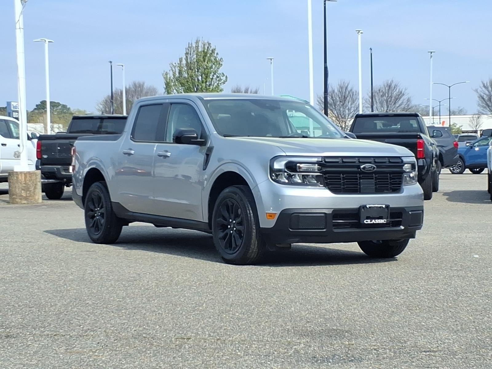 Used 2024 Iconic Silver Metallic Ford LARIAT image 5