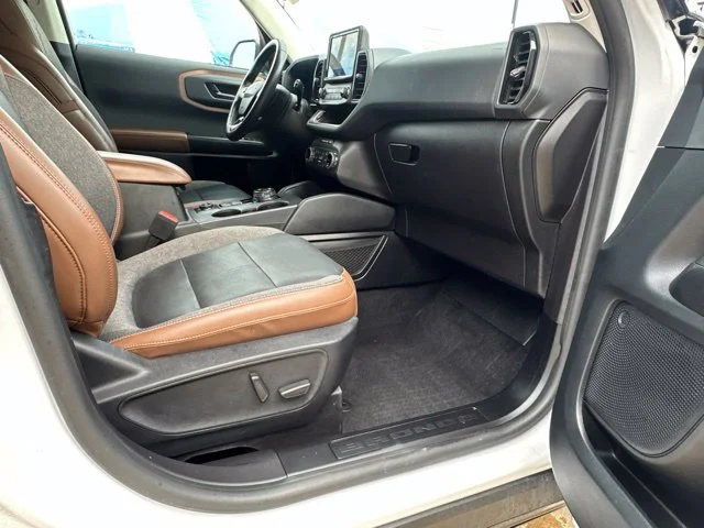 Used 2022 White Ford Outer Banks image 33