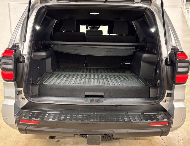 Used 2025 CUTTING EDGE Toyota  image 26