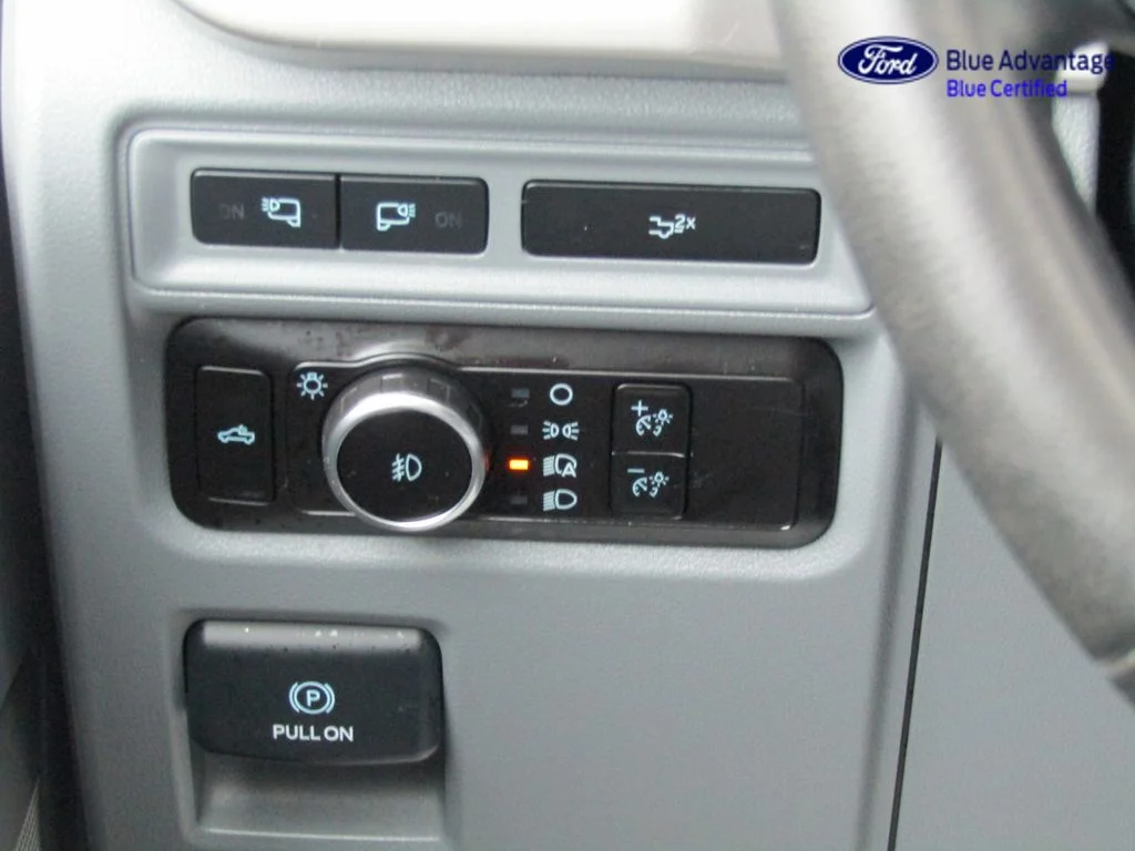Certified Used 2023 Atlas Blue Metallic Ford XLT image 43