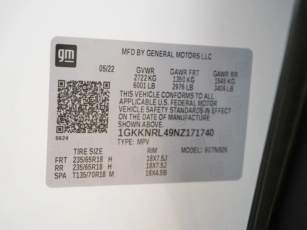 Used 2022 White GMC SLE image 59