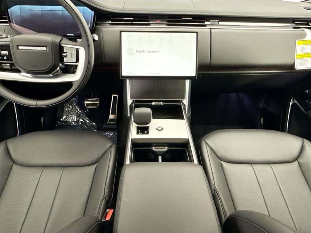 New 2026 Santorini Black LAND ROVER SE image 13