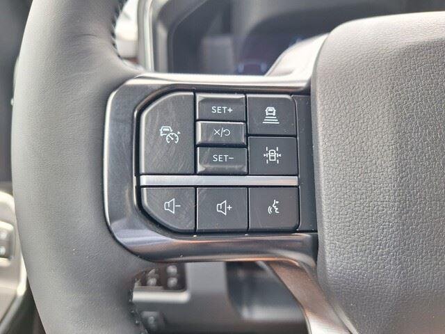 New 2026 Glacier Gray Metallic Tri-Coat Ford F-250® Platinum® image 15