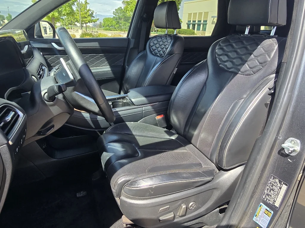 Used 2020 Steel Graphite Hyundai Limited image 12