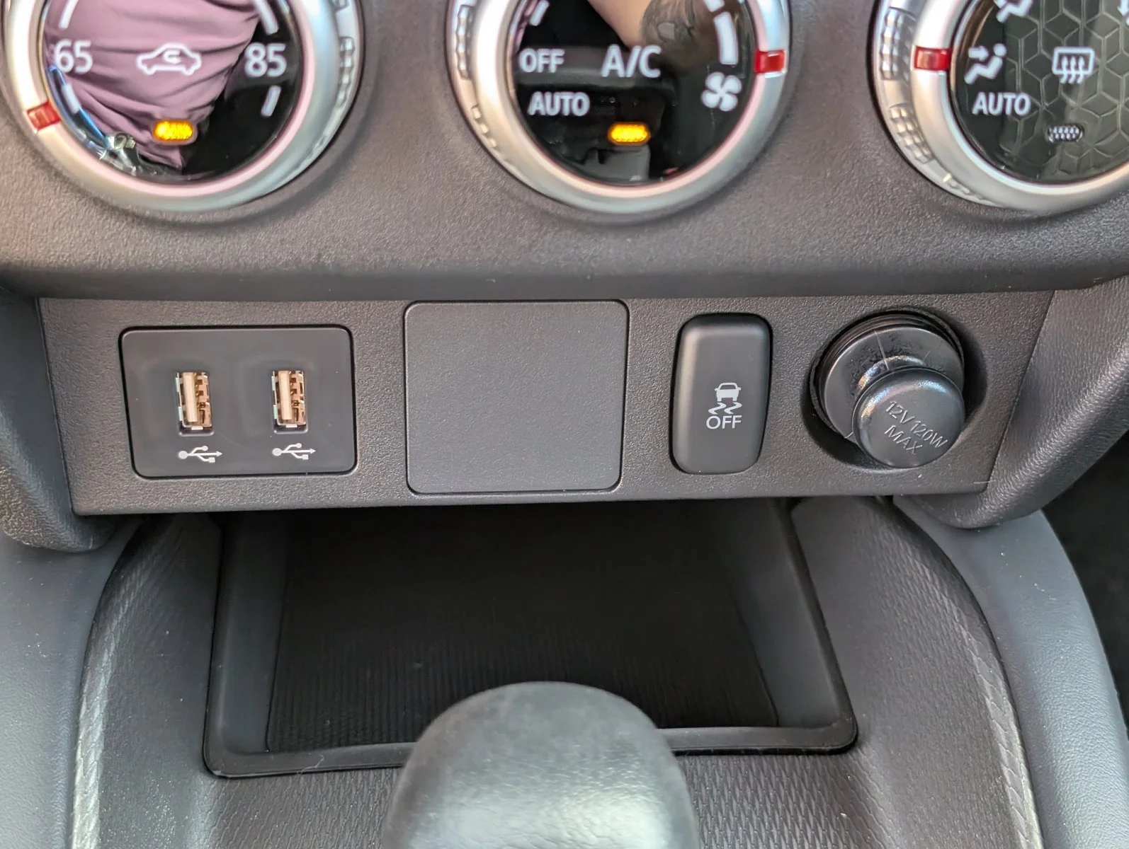 New 2027 Gray Mitsubishi 2.0 ES image 20