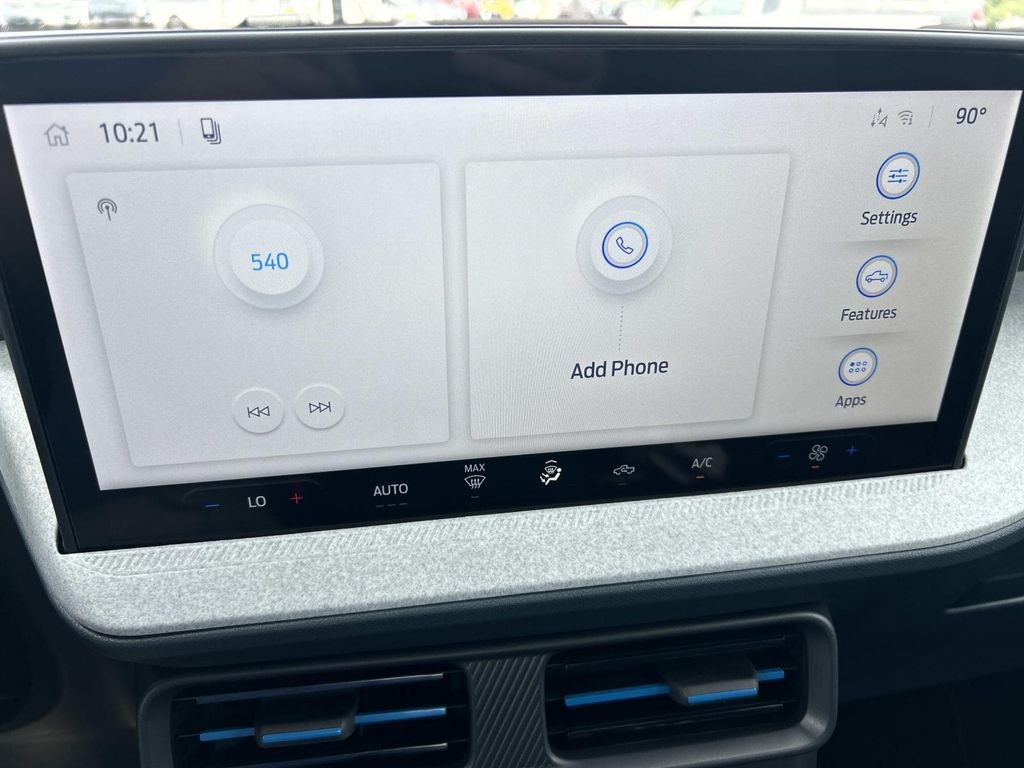 New 2026 Oxford White Ford XLT image 22