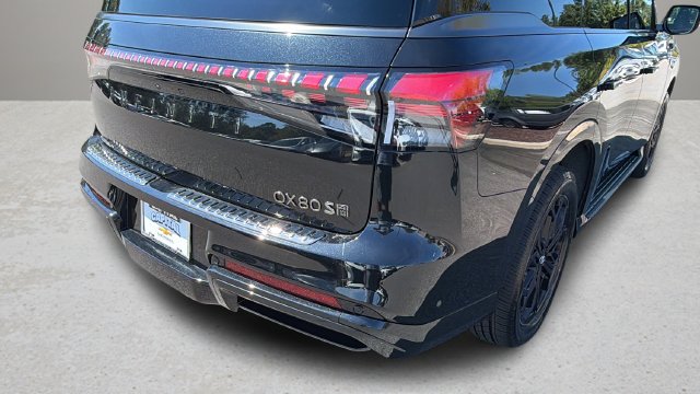 Used 2027 Black INFINITI SPORT image 54