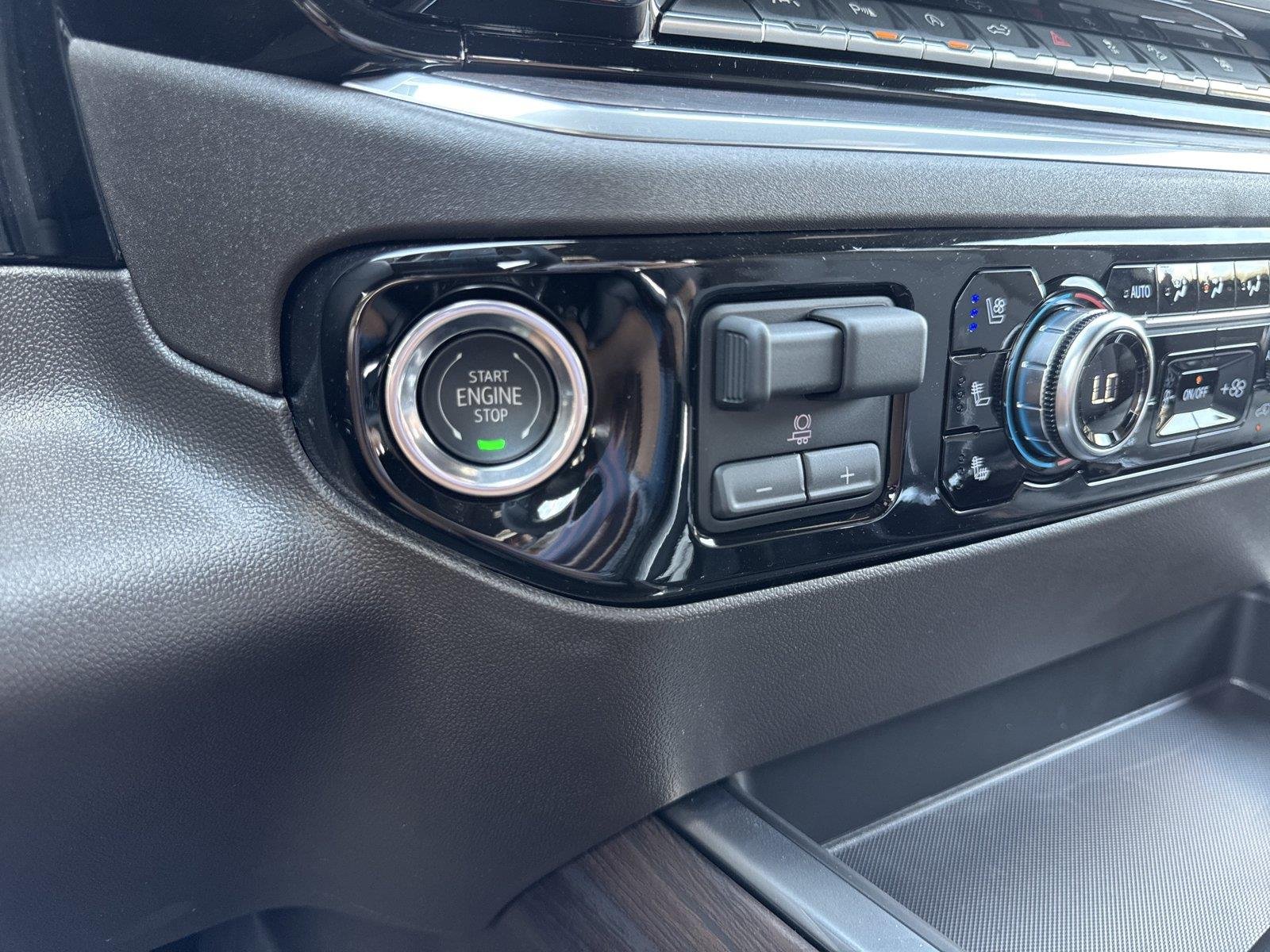 New 2026 Onyx Black GMC SLT image 24