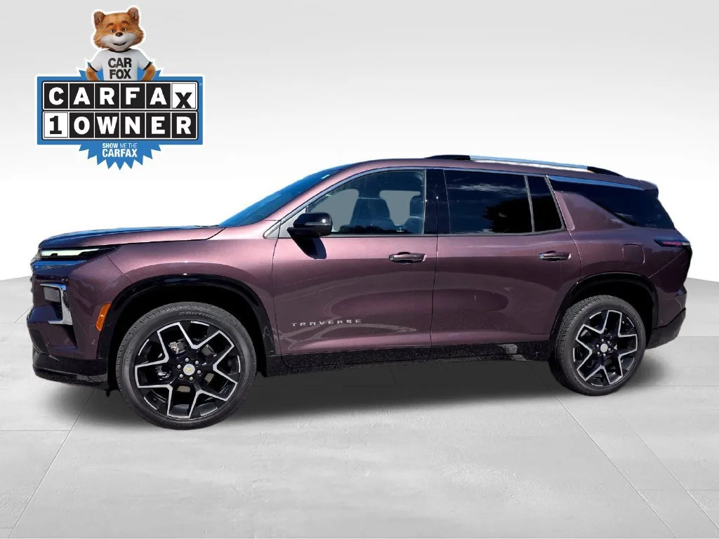 Used 2025 Stardust Metallic Chevrolet High Country image 4