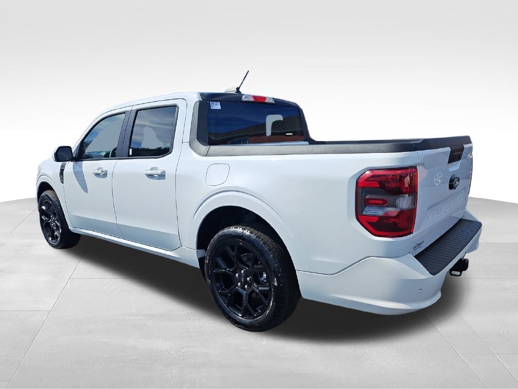 Used 2025 White Ford Lobo Standard image 3