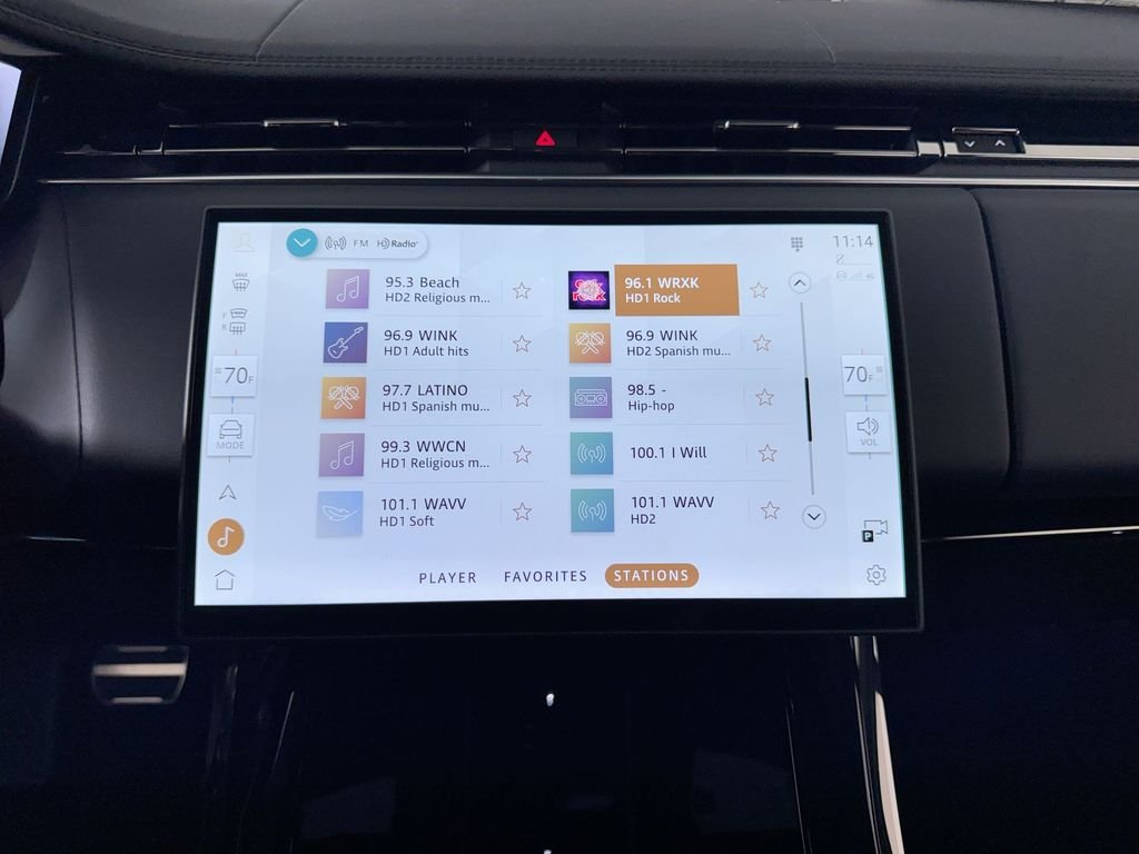 New 2026 Borasco Grey Land Rover Dynamic SE image 16