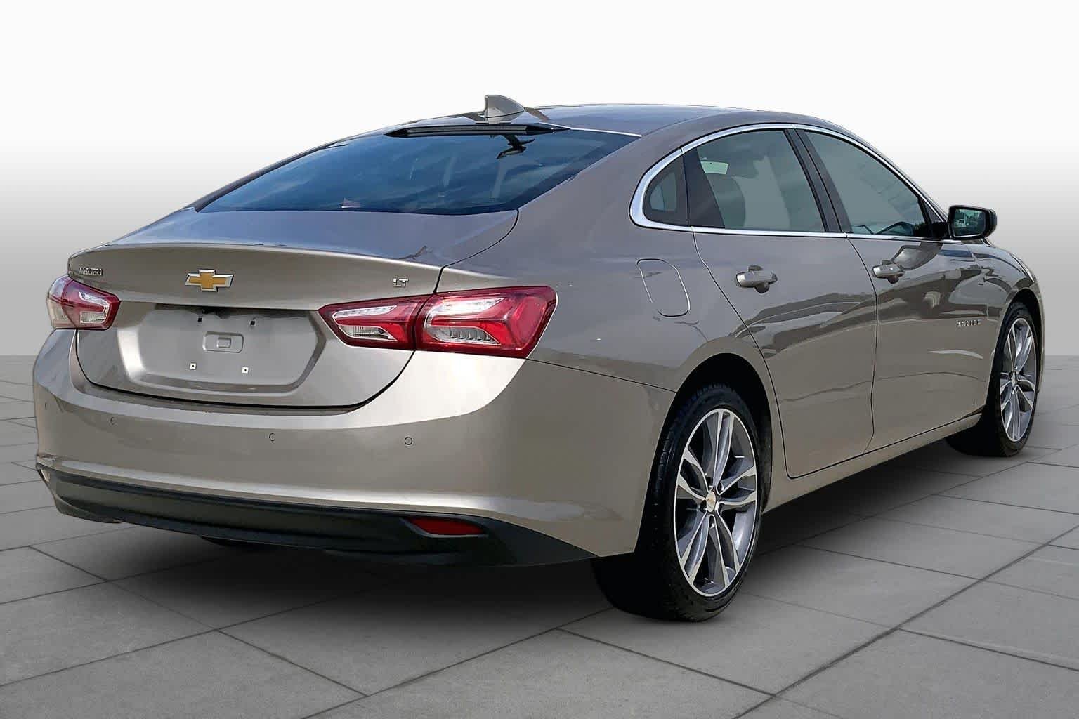 Used 2024 Mineral Gray Metallic Chevrolet LT image 13