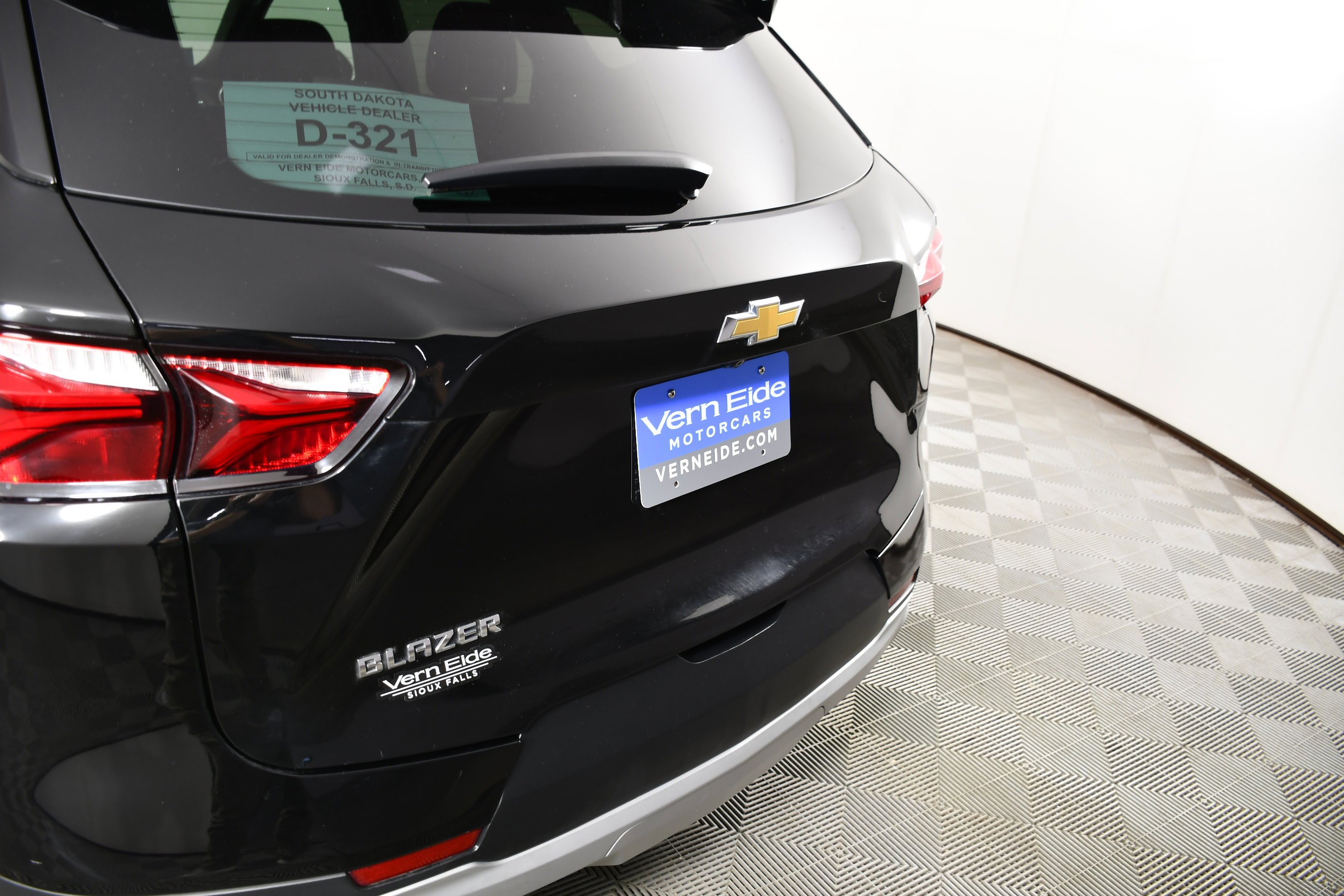 Used 2021 Black Chevrolet LT image 15