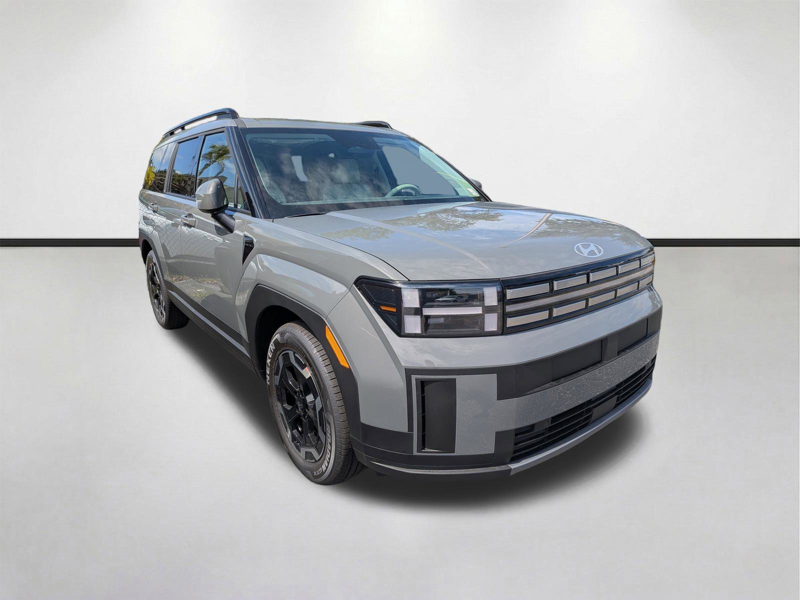 New 2026 Hampton Gray Hyundai SEL FWD image 18