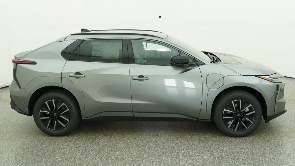 New 2026  Toyota XLE Plus image 15