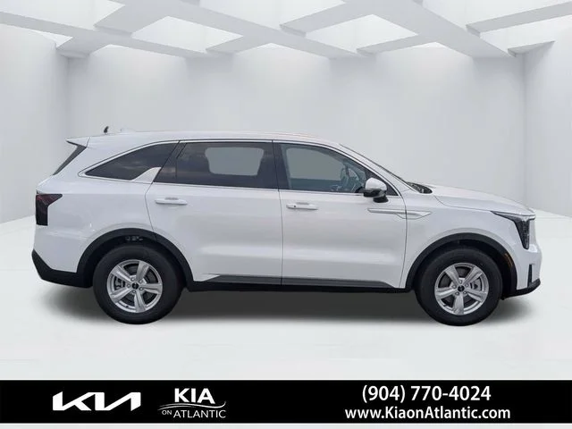New 2026 Glacial White Pearl Kia LX image 3