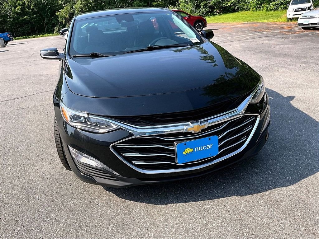 Used 2023 Mosaic Black Metallic Chevrolet LT image 5