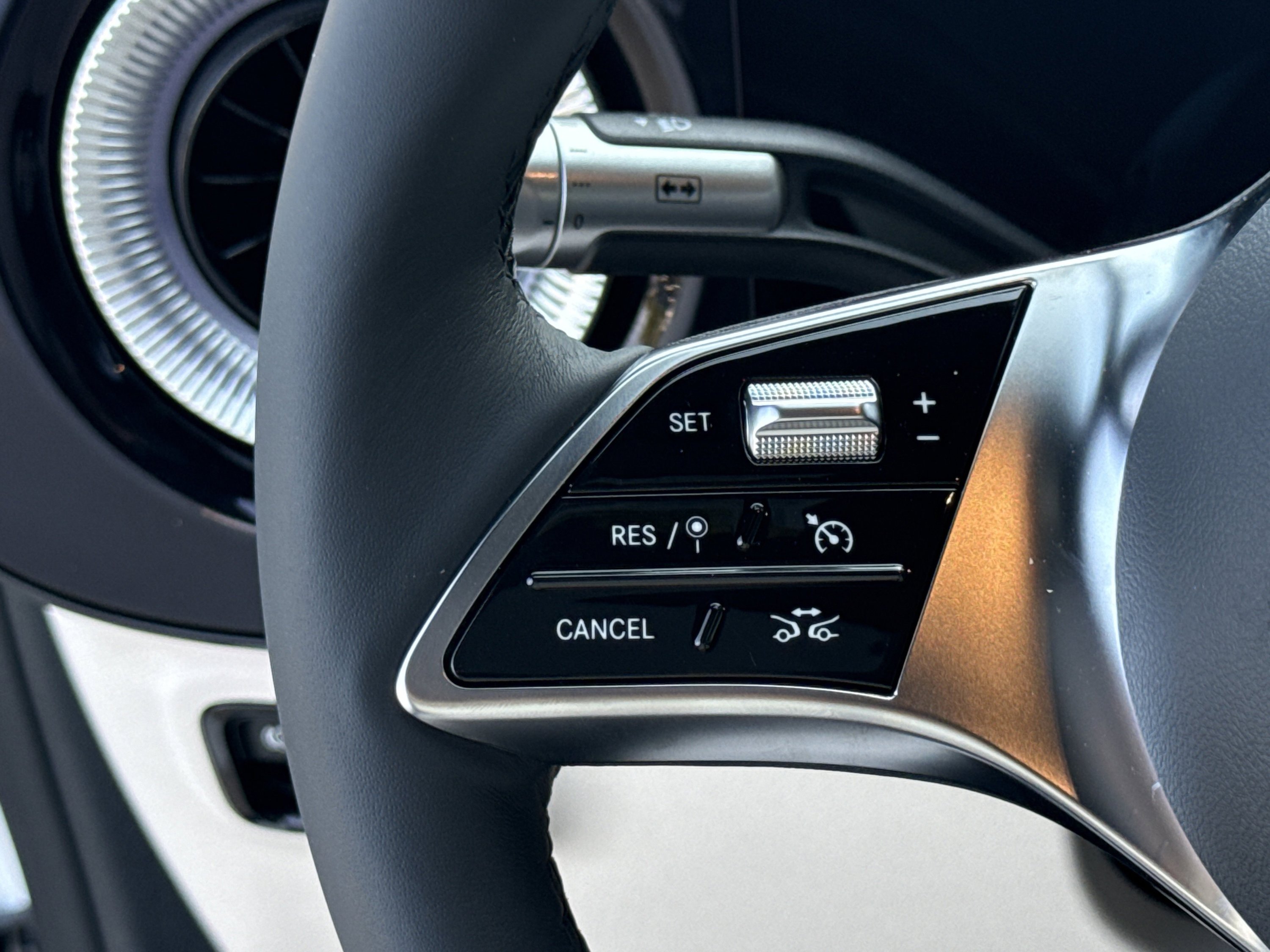 New 2027 Polar White Mercedes-Benz CLA 220 Hybrid image 34