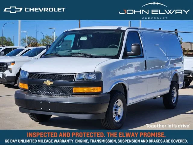 2026 Chevrolet Express 2500 Work Van HD's photo