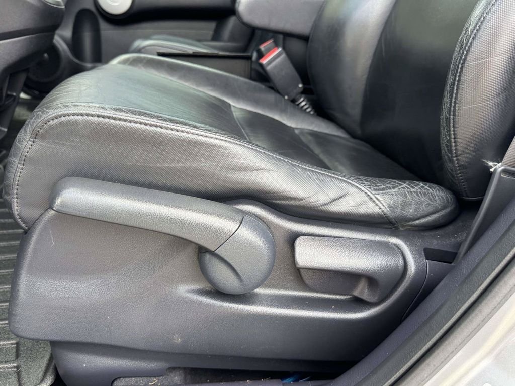 Used 2007  Honda EX-L image 18