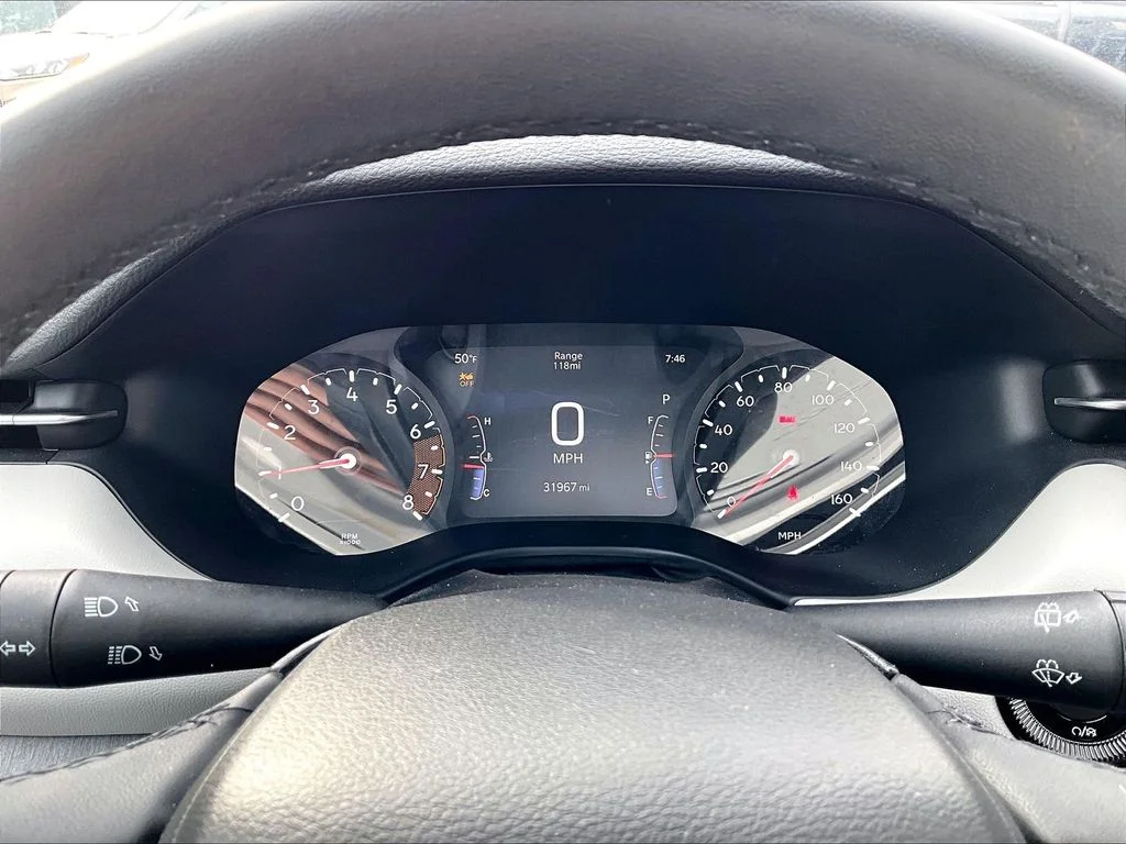 Used 2025 White Jeep Limited image 21