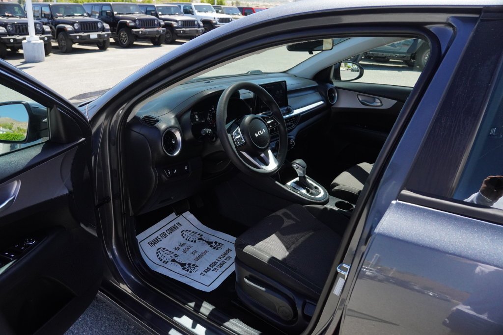 Used 2024 Gray Kia LXS image 28