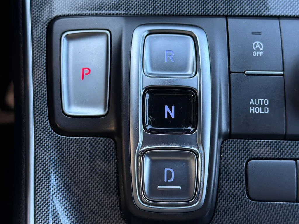 Used 2021 Gray Hyundai SEL image 32