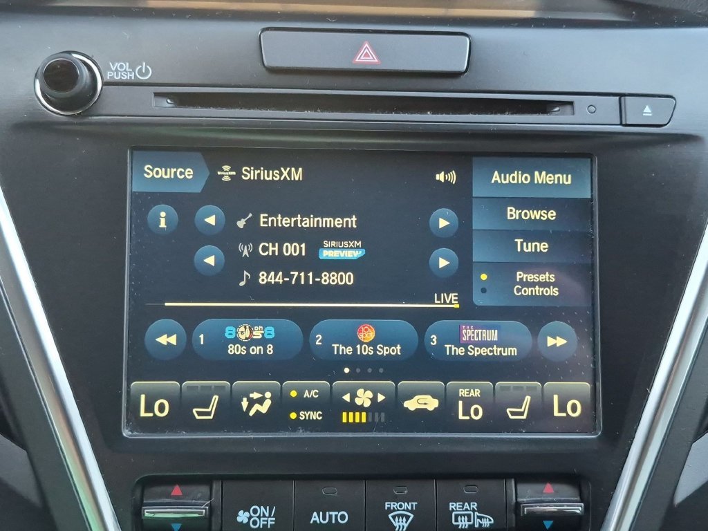 Used 2020  Acura Technology image 19