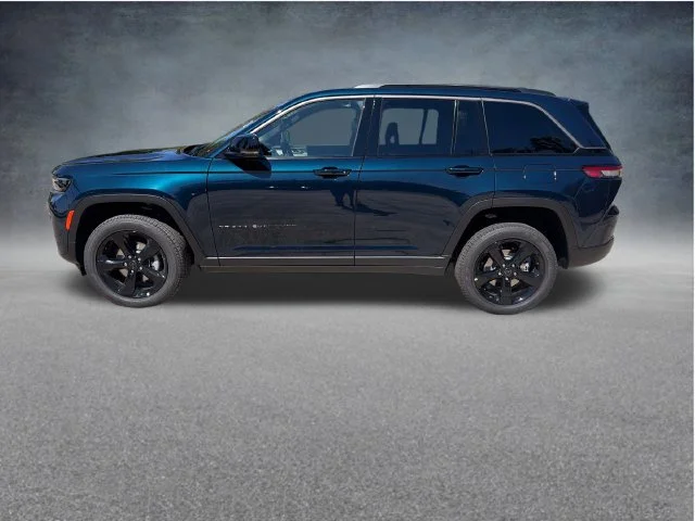 New 2027 Fathom Blue Pearl-Coat Paint Jeep Limited image 5
