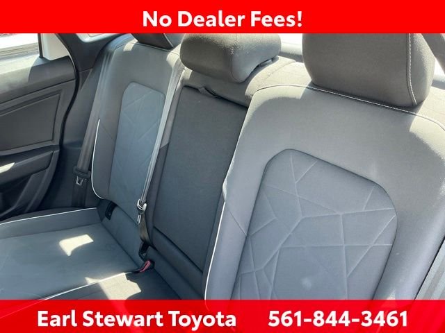 Used 2025 White Volkswagen 1.5T Sport image 11