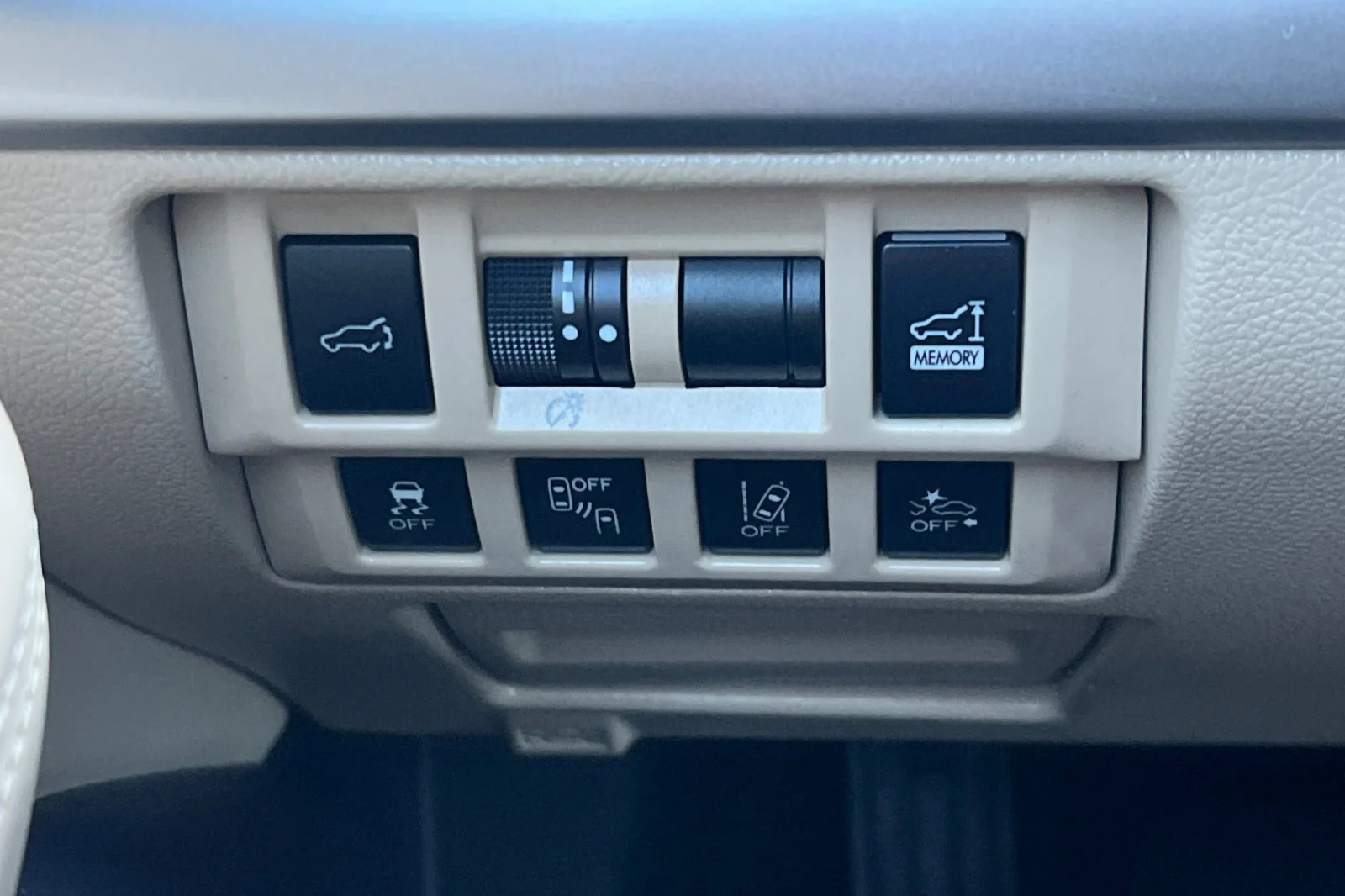 Used 2018 Dark Blue Pearl Subaru Limited image 30
