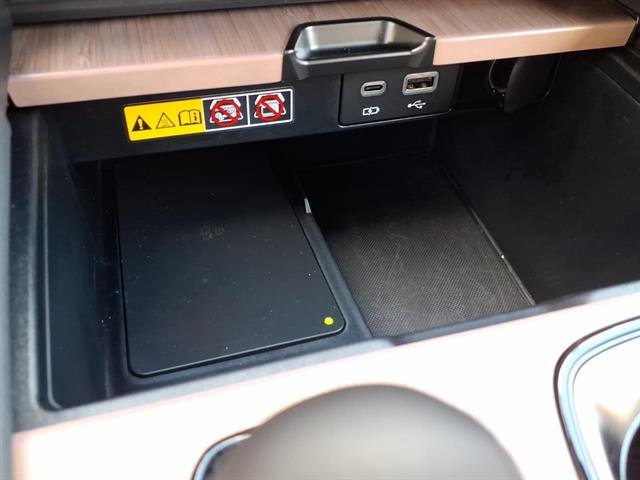 Certified Used 2025 Caviar Lexus Premium image 8