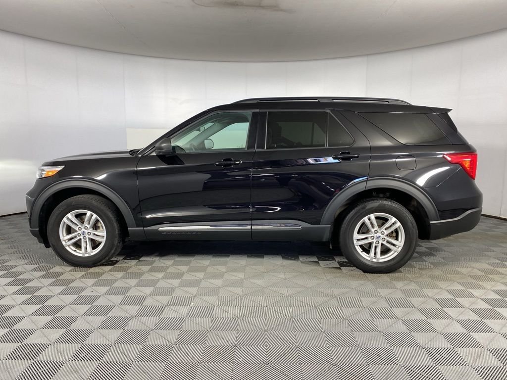 Used 2023 Black Ford XLT image 7