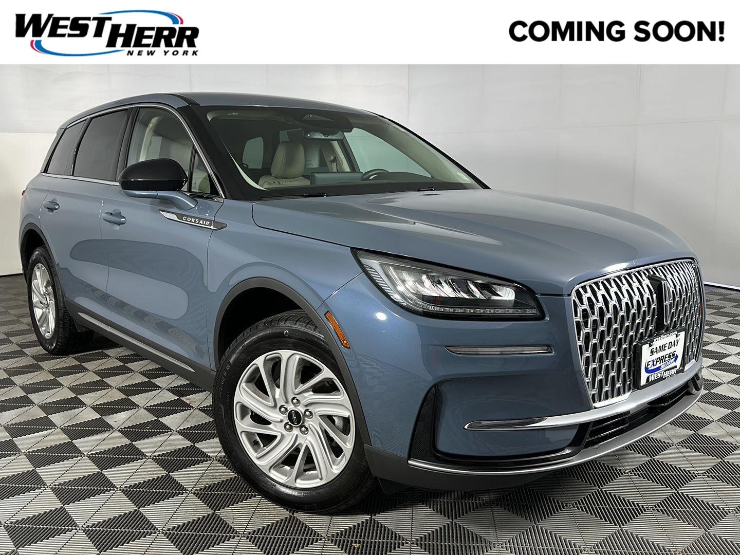 Used 2024 Whisper Blue Metallic Clearcoat Lincoln Premiere image 1