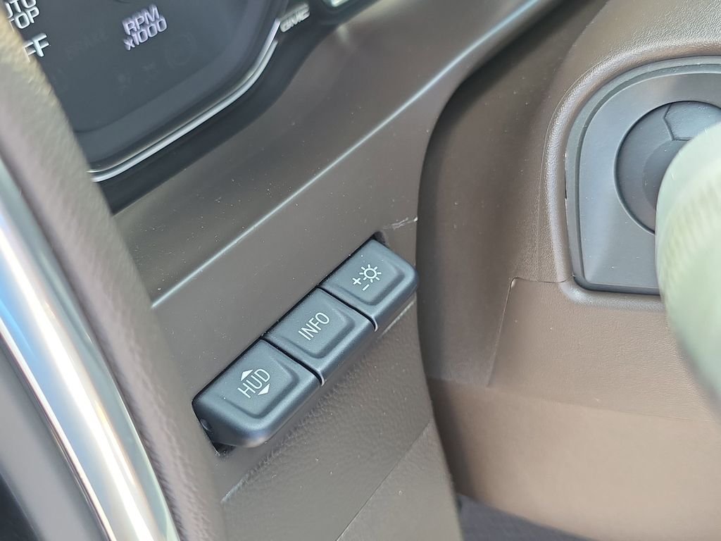 Used 2021 Black GMC Denali image 22