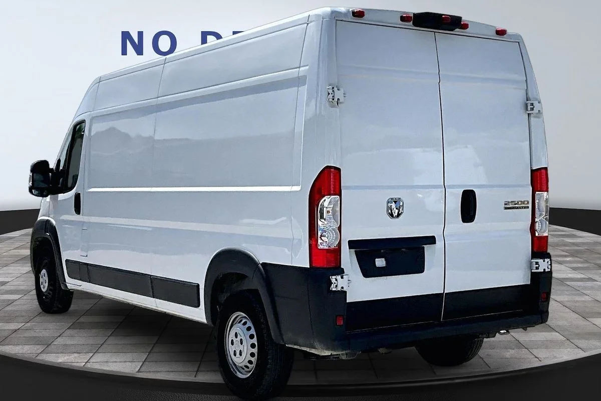 Used 2025  Ram Cargo Van Tradesman High Roof 159" WB w/Pass Seat image 4