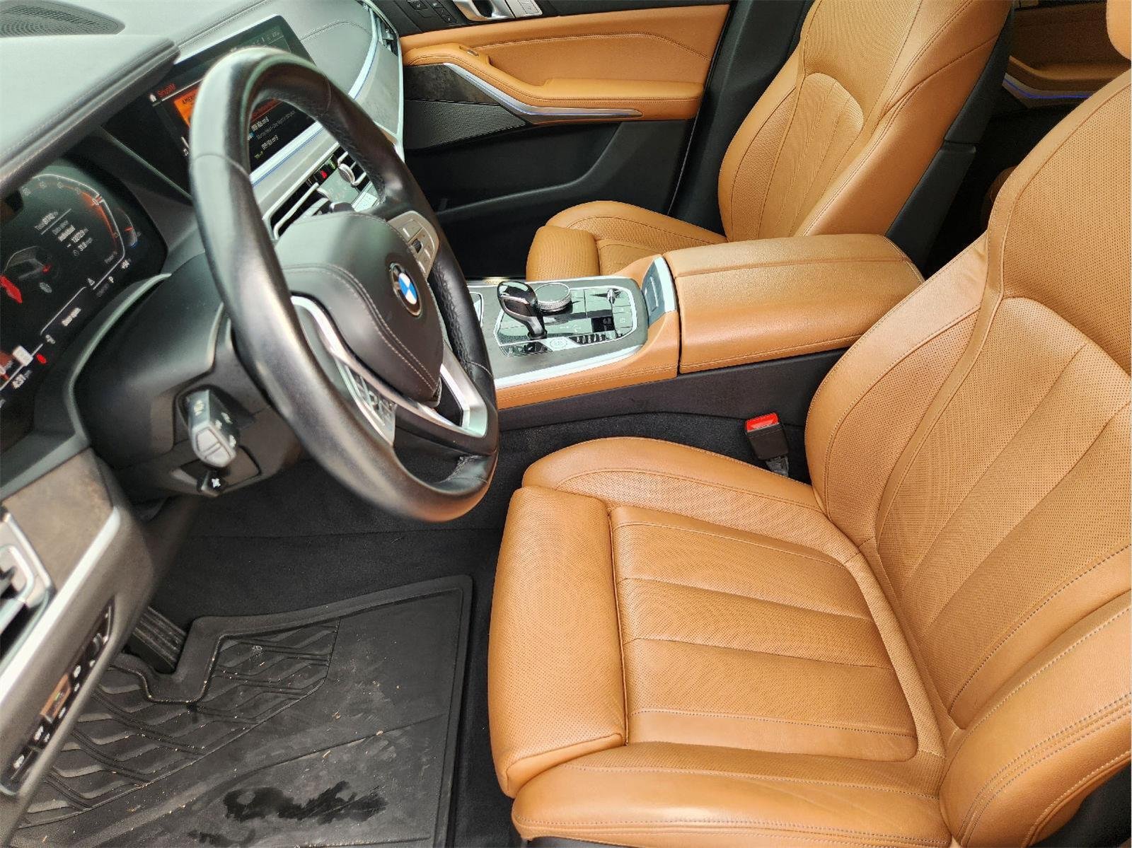 2021 BMW X7 photo 13 of 35
