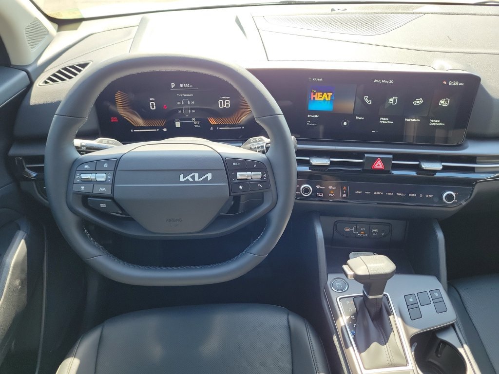 New 2026 Glacial White Pearl Kia EX image 19