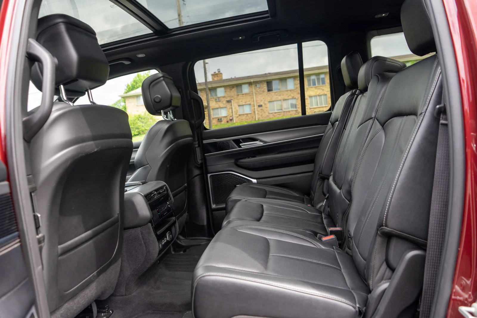 Used 2024 Velvet Red Pearlcoat Jeep Series II image 32