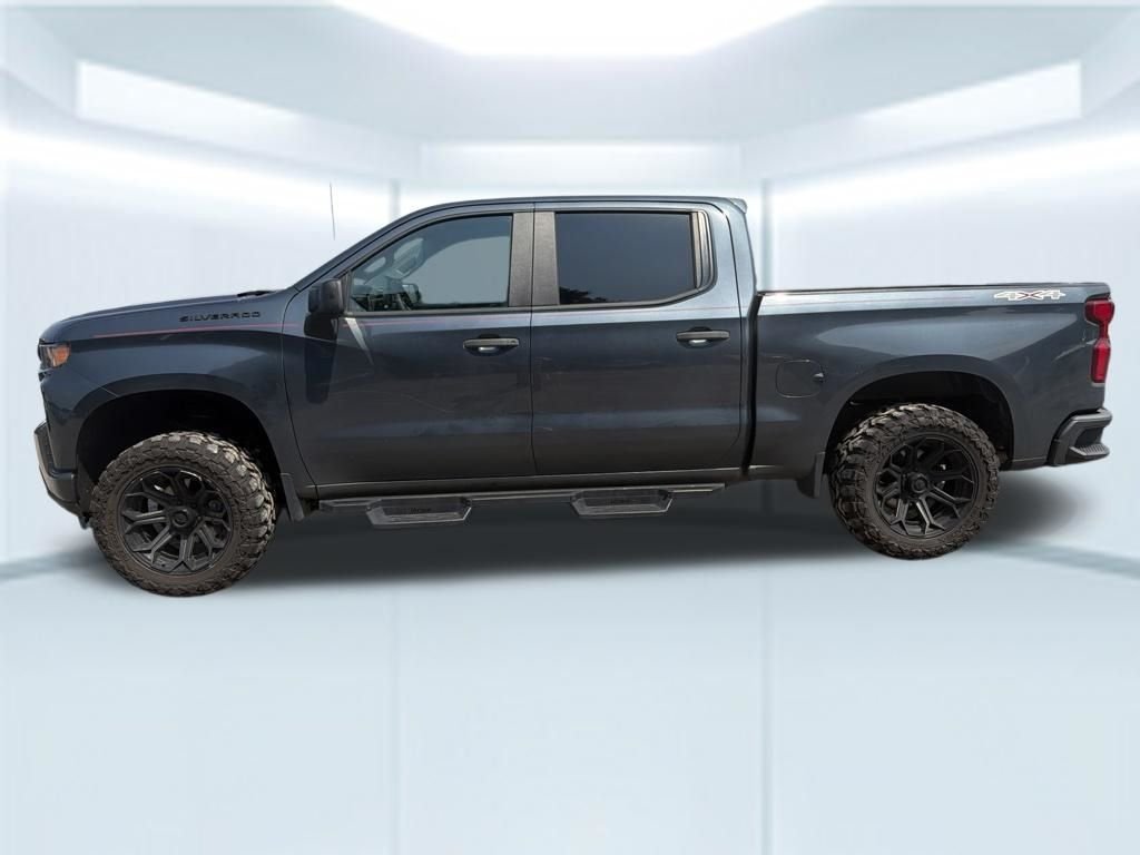 Used 2020 Gray Chevrolet Custom image 5