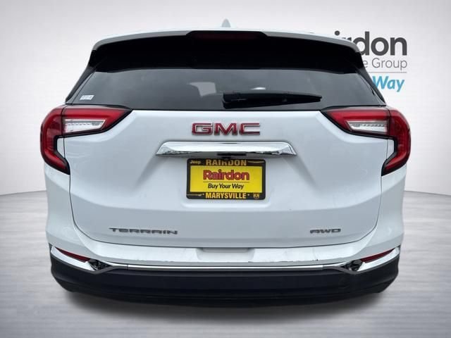 Used 2024 Summit White GMC SLT image 6