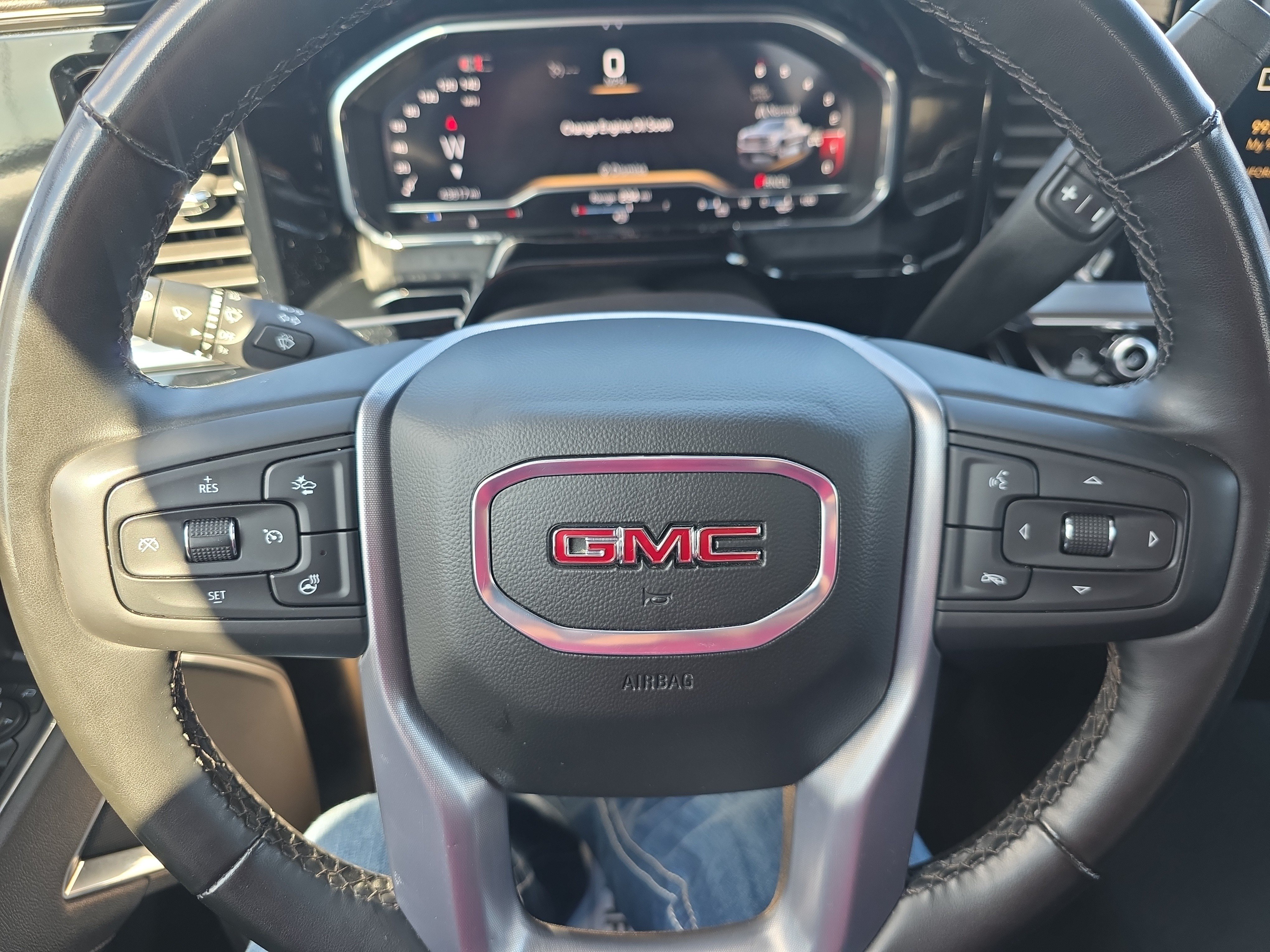 2025 GMC Sierra 1500 SLT - Photo 22