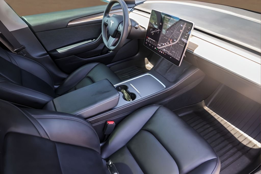Used 2021 Silver Tesla Standard Range Plus image 26
