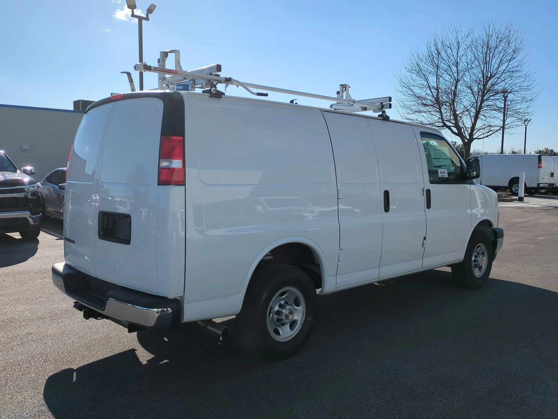 2024 Chevrolet Express Cargo Work Van - Photo 43